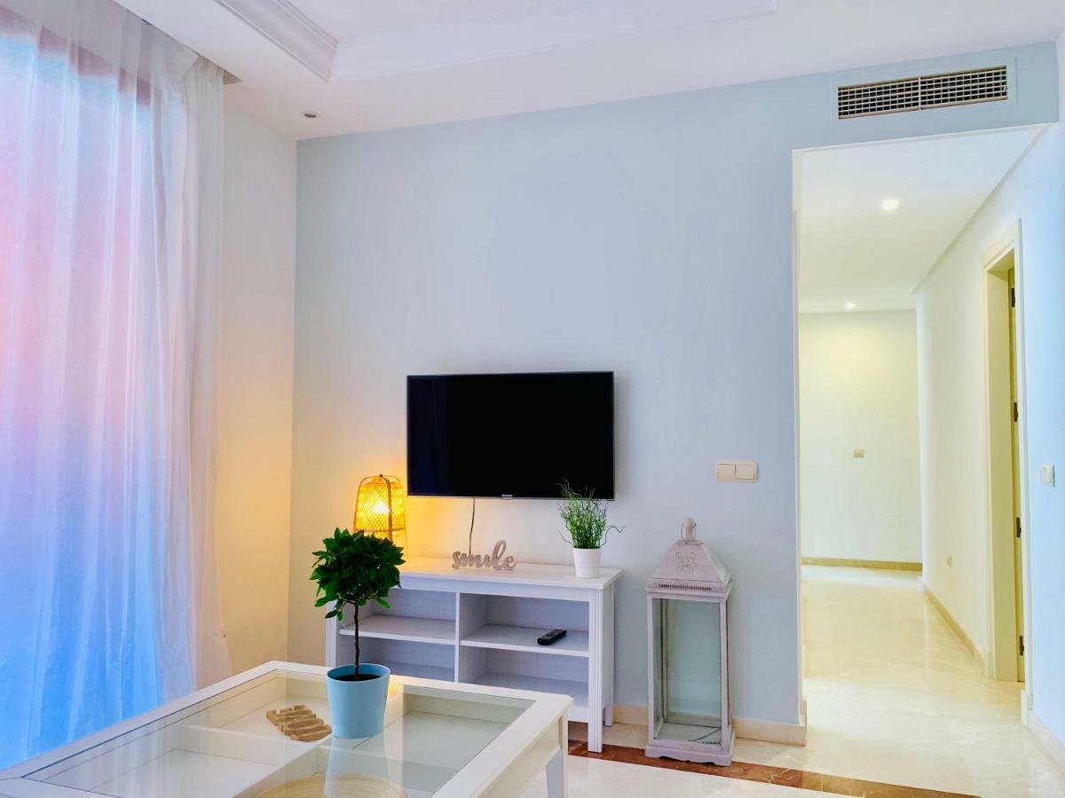 Beachside Apartment In Марбелья Экстерьер фото