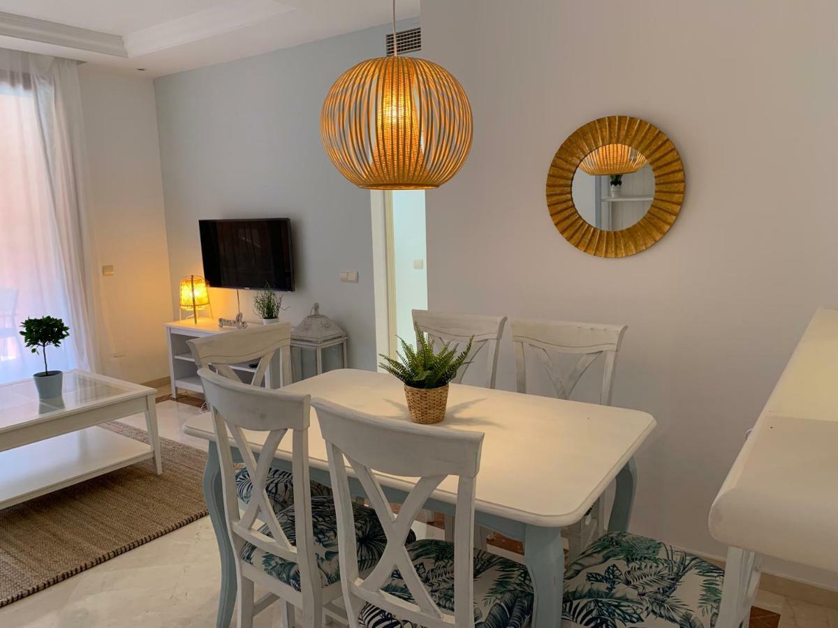 Beachside Apartment In Марбелья Экстерьер фото