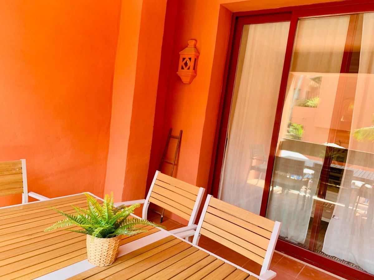 Beachside Apartment In Марбелья Экстерьер фото